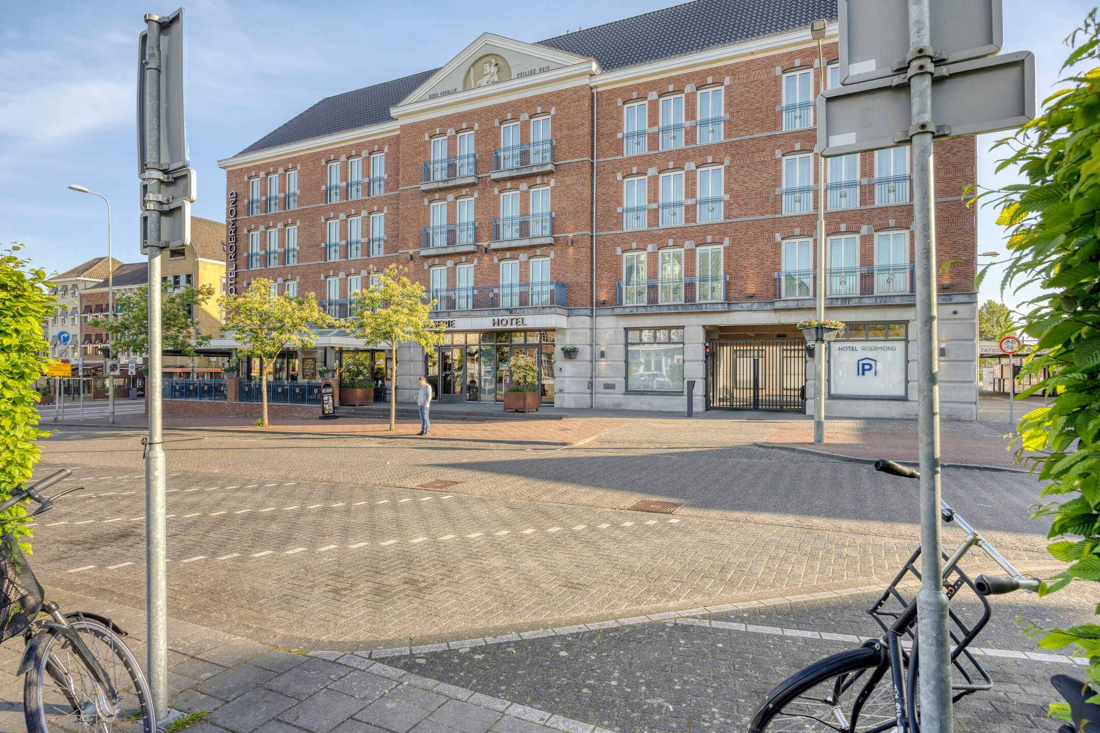 Foto 24 van Stationsplein 5-C