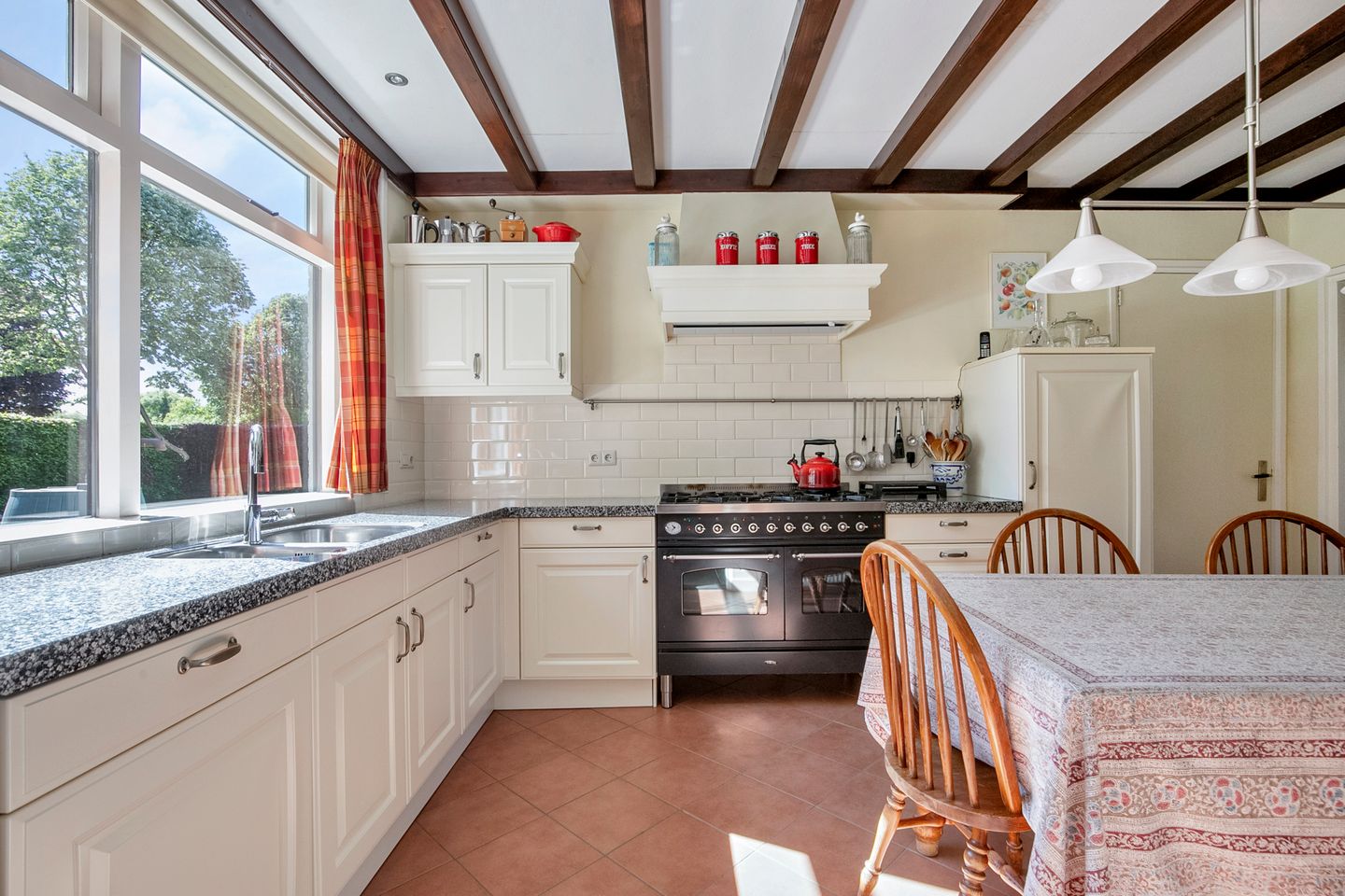 Photo 10 of Klaproos 3