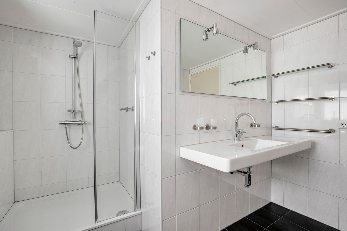 Photo 25 of Klaproos 3