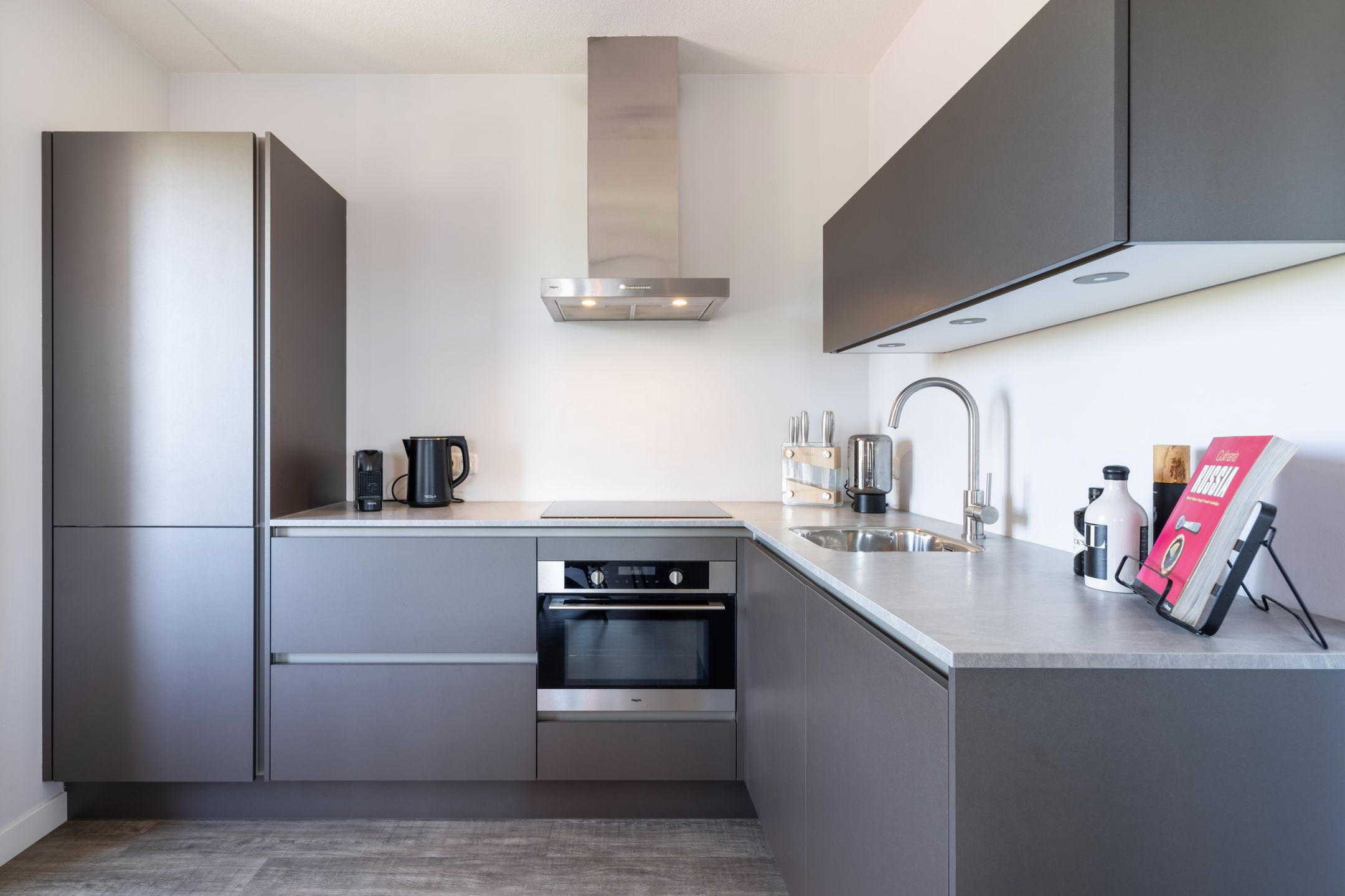 Photo 3 of Wilhelminaplein 27