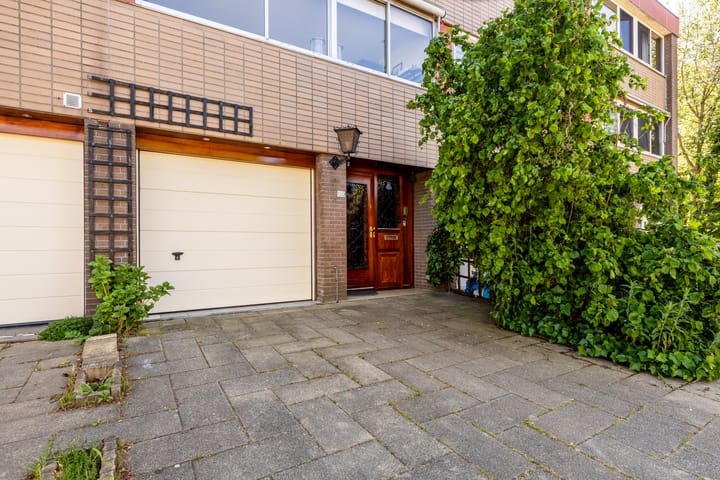 Foto 8 van Meeuwstraat 120