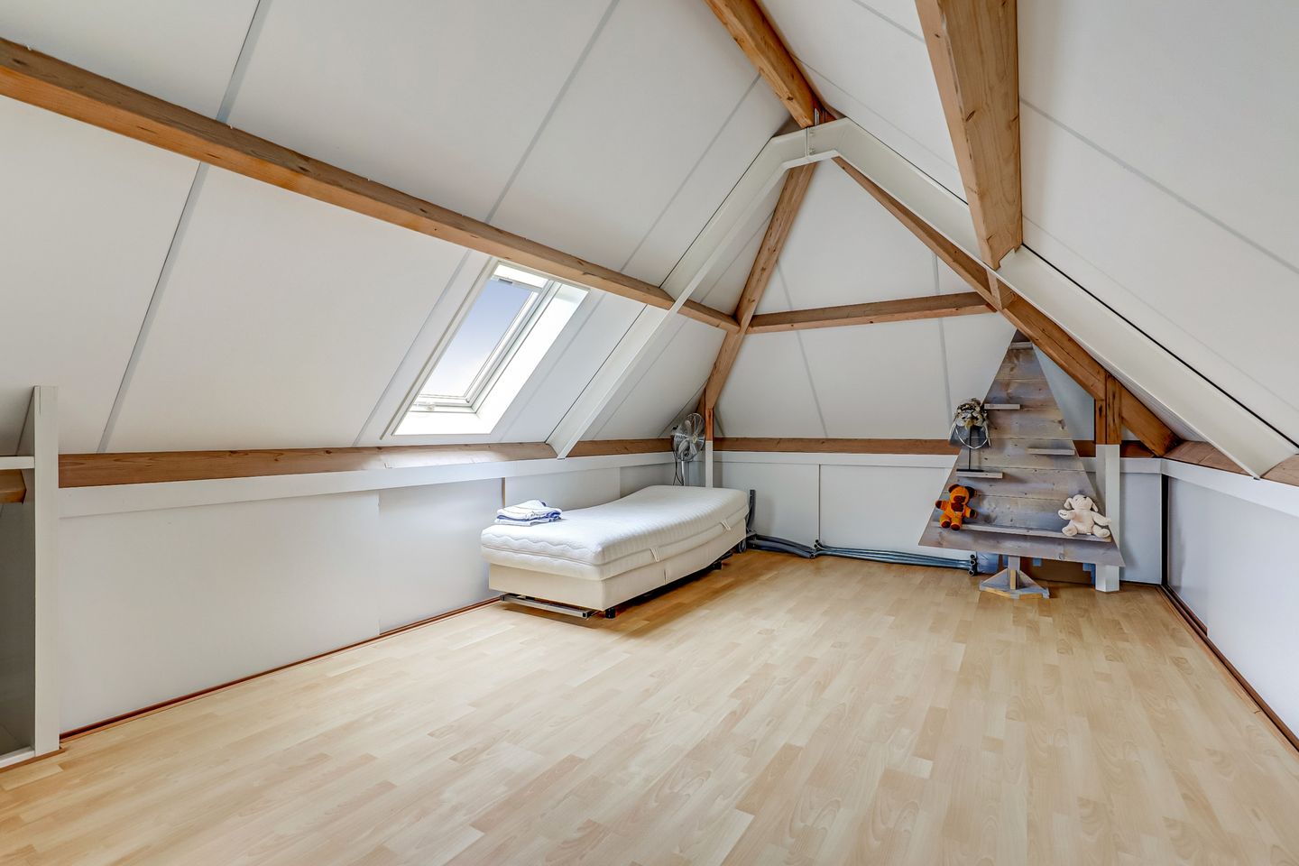 Foto 35 van Zwaanvelden 28