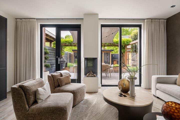 Foto 4 van Dorpsplein 10-E