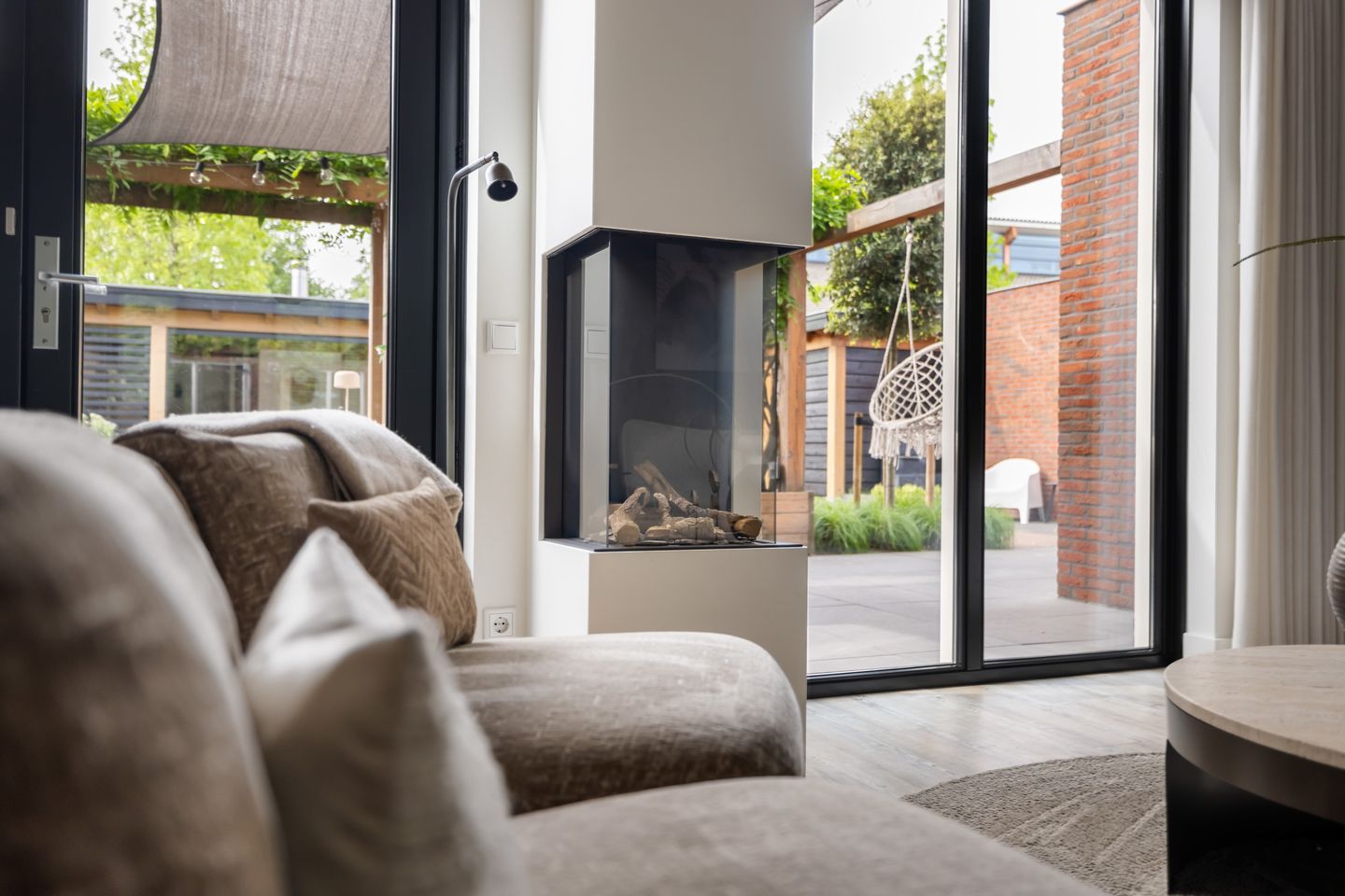 Foto 5 van Dorpsplein 10-E