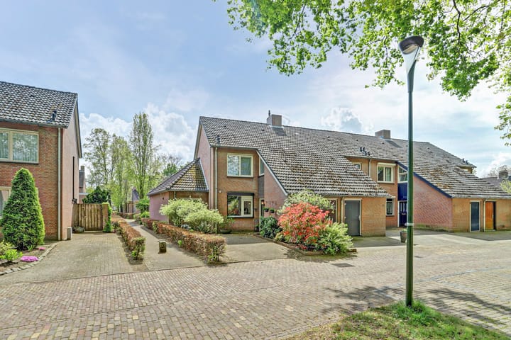 Foto 1 van Joseph van Dingenenstraat 5