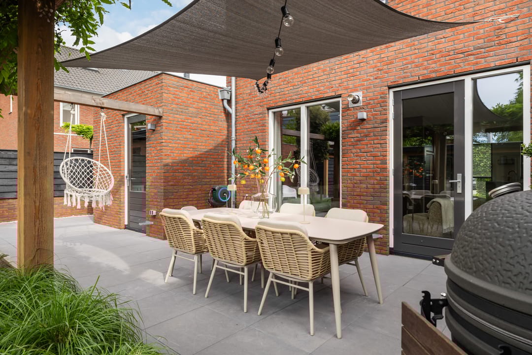 Foto 32 van Dorpsplein 10-E