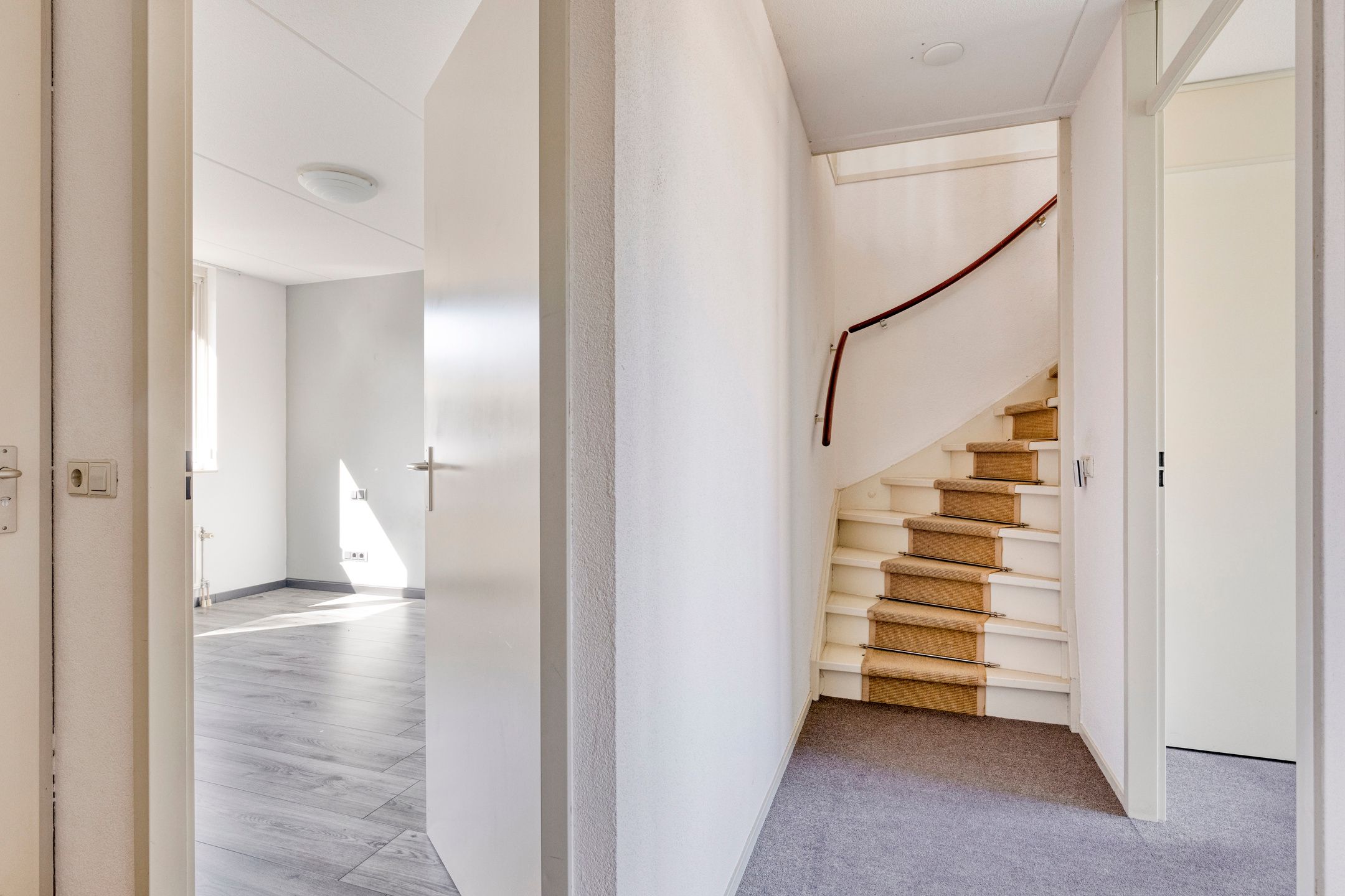 Foto 24 van Van de Goorstraat 11