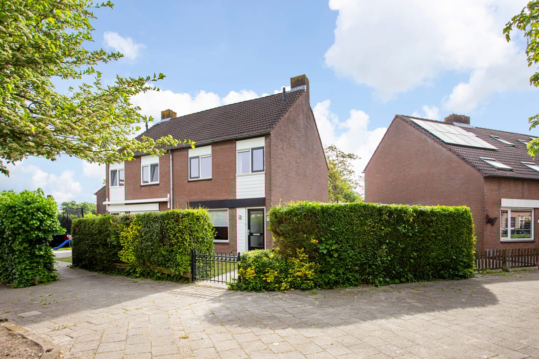 Foto 1 van Aardbeiengaard 2