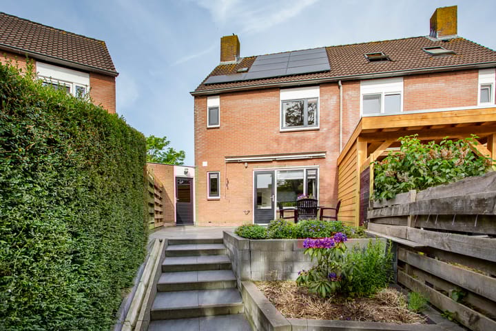 Foto 18 van Aardbeiengaard 2