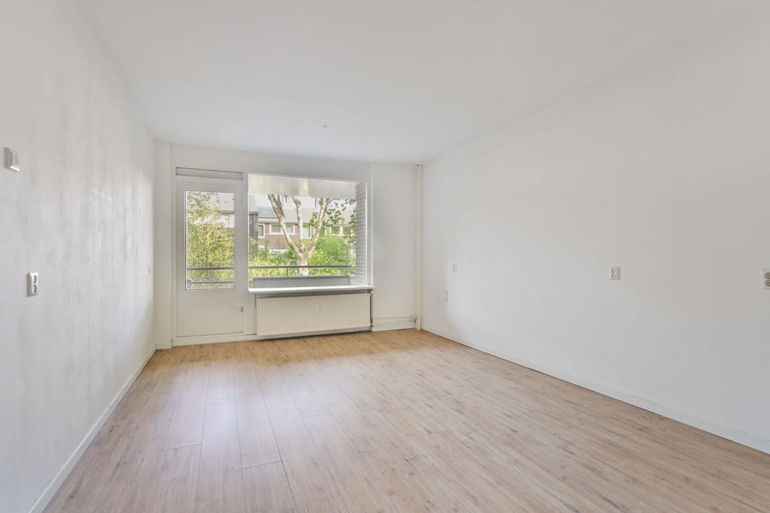 Photo 2 of Straatsburgsestraat 5