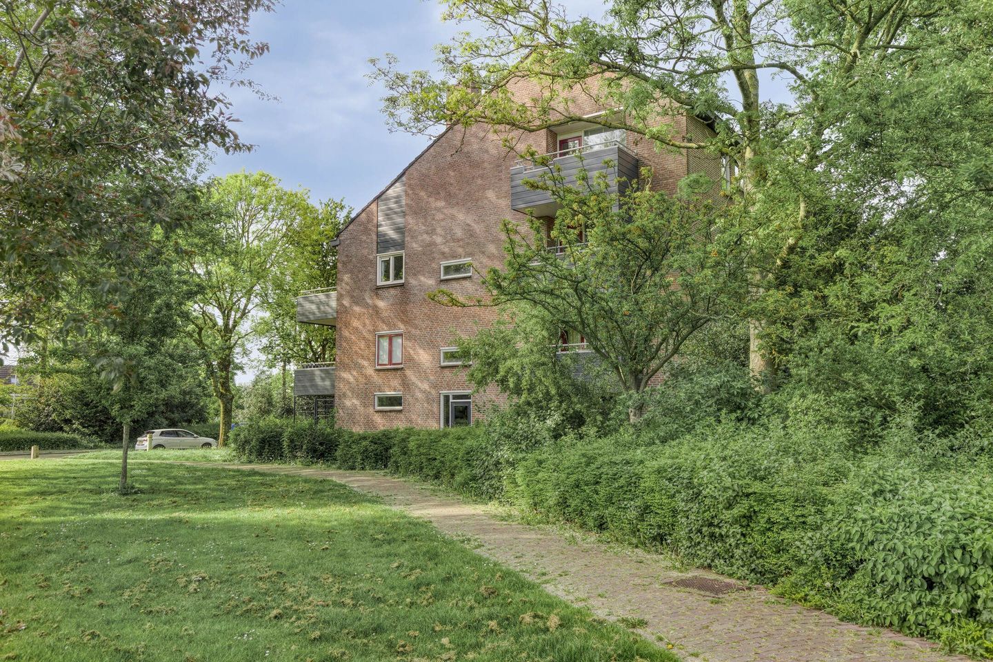 Photo 14 of Straatsburgsestraat 5