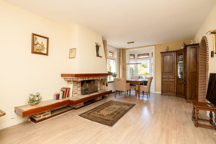 Foto 6 van Julianaplein 1