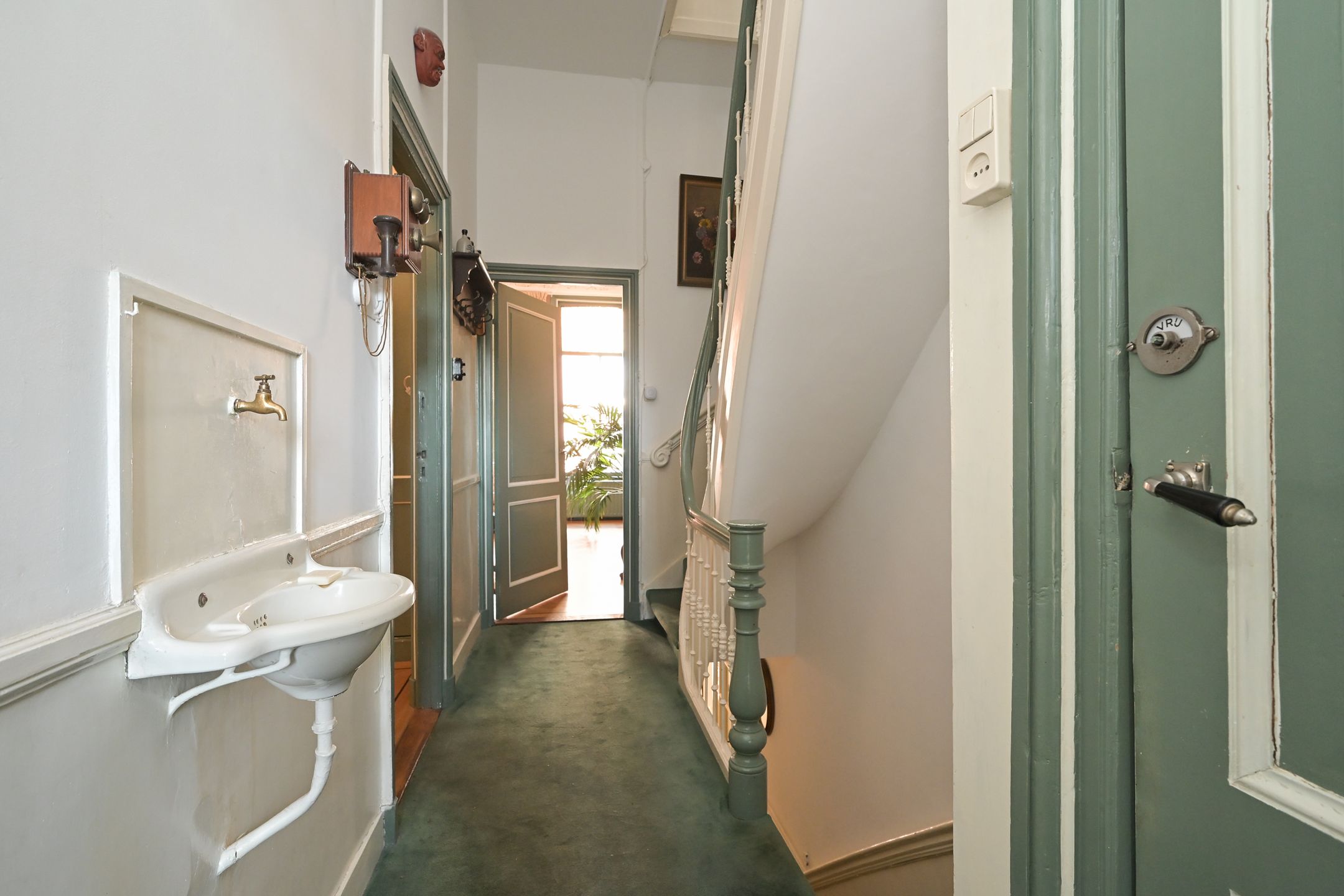 Photo 12 of Batjanstraat 16