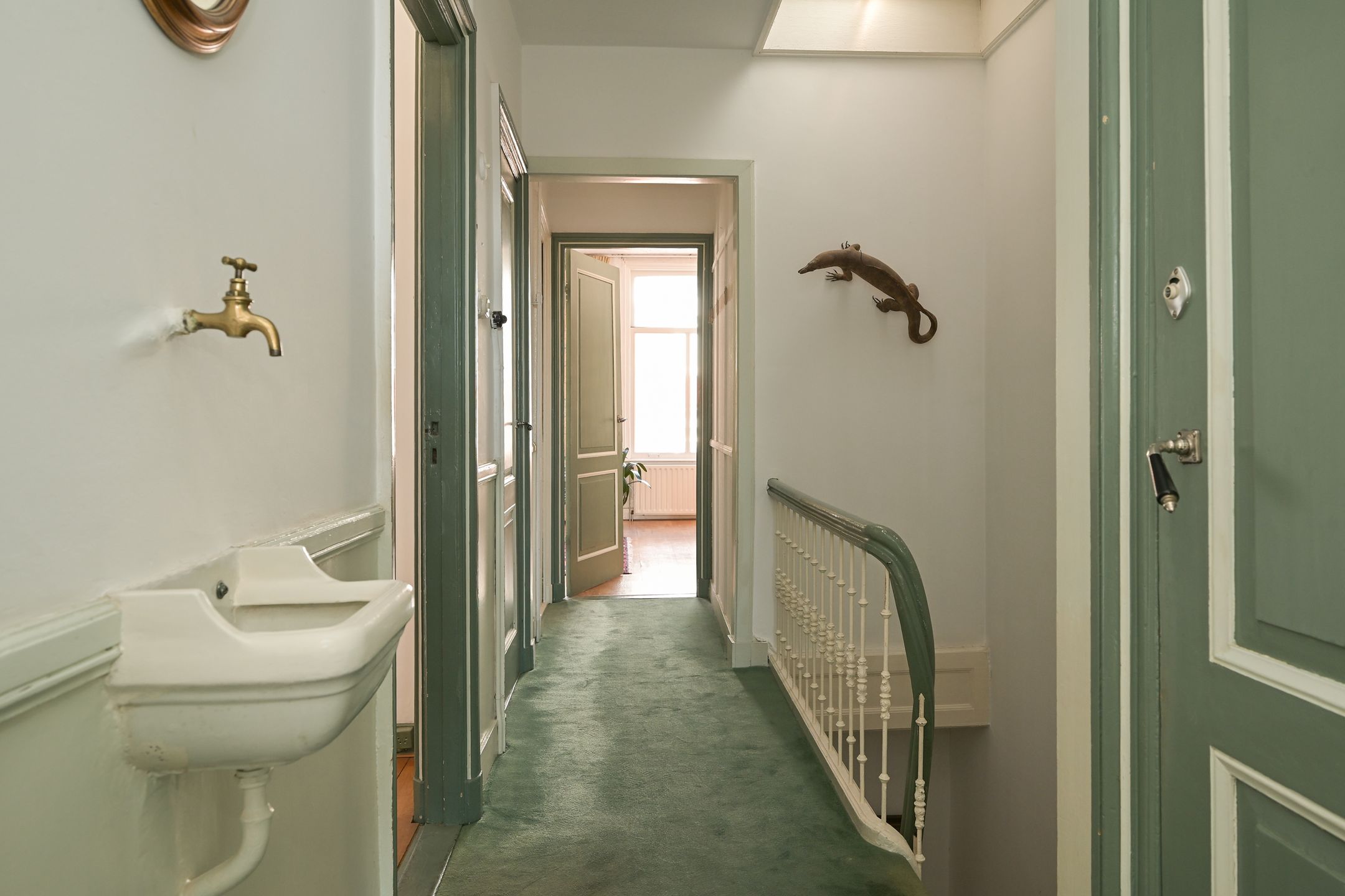 Photo 33 of Batjanstraat 16