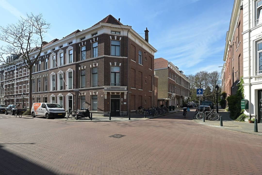 Photo 56 of Batjanstraat 16