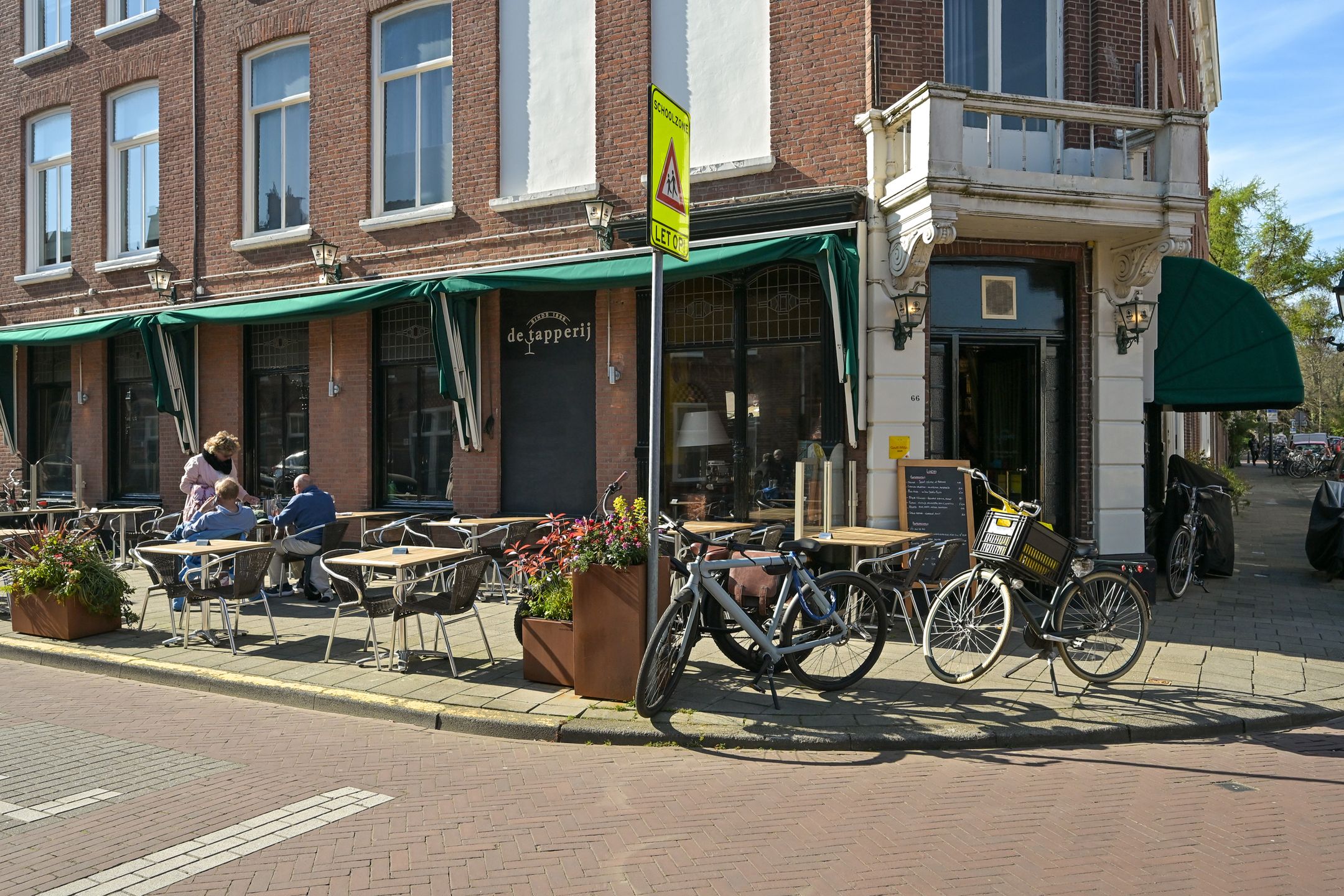 Photo 57 of Batjanstraat 16