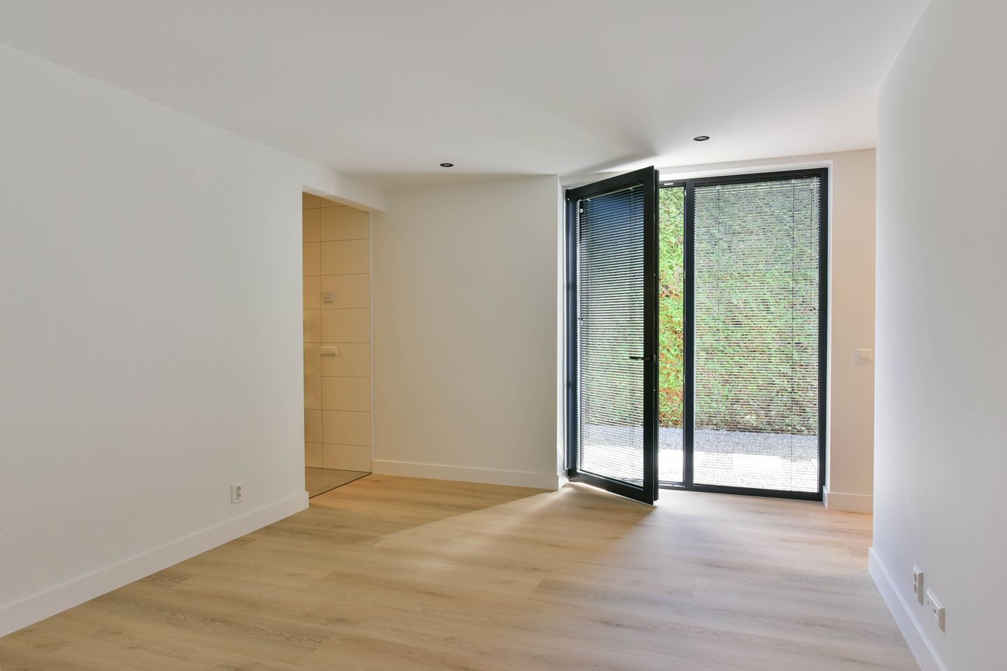 Foto 10 van Herenweg 298-C