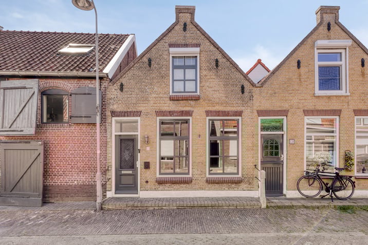 undefined main image