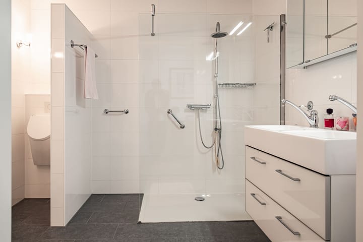 Foto 28 van L. Springerstraat 160