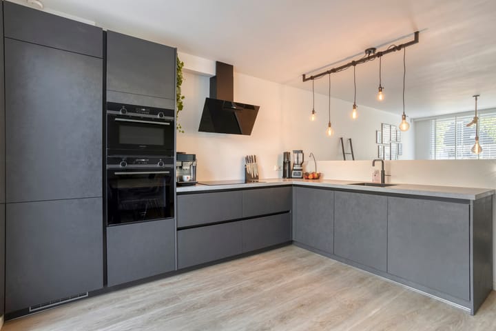 Foto 10 van Lisdoddestraat 72