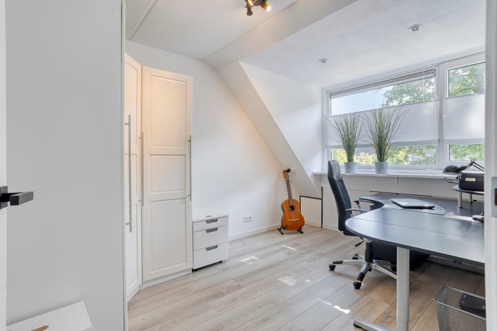 Foto 24 van Lisdoddestraat 72