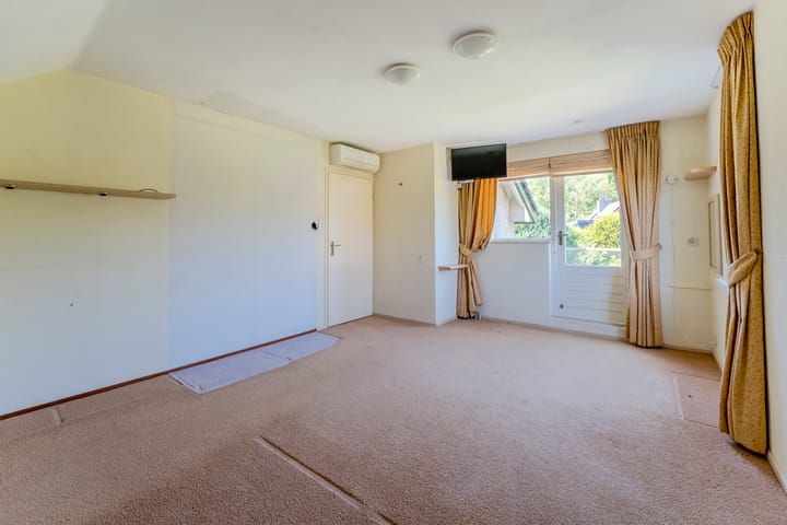 Foto 30 van Jachtopziener 1