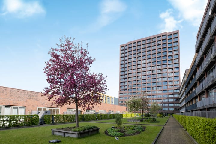 Photo 26 of Jan Evertsenstraat 571