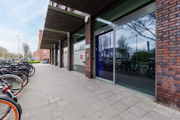 Photo 46 of Jan Evertsenstraat 571