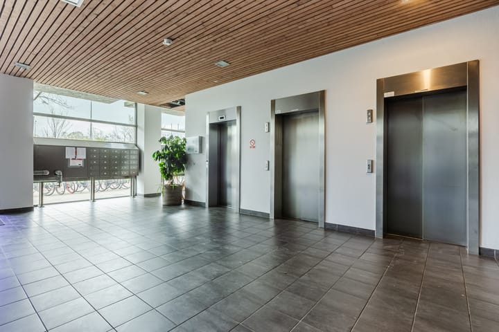 Photo 48 of Jan Evertsenstraat 571