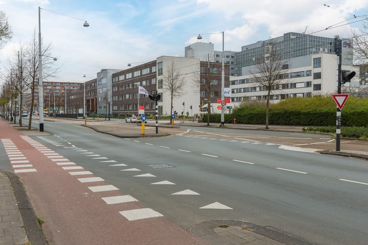 Photo 56 of Jan Evertsenstraat 571