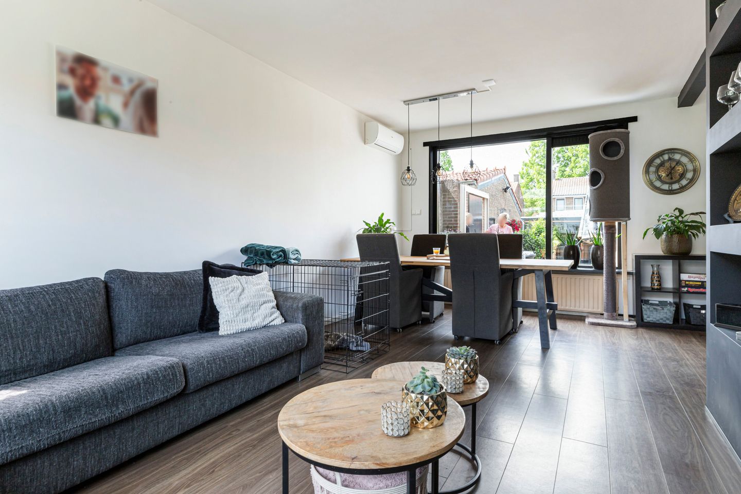 Foto 10 van Domela Nieuwenhuisstraat 17