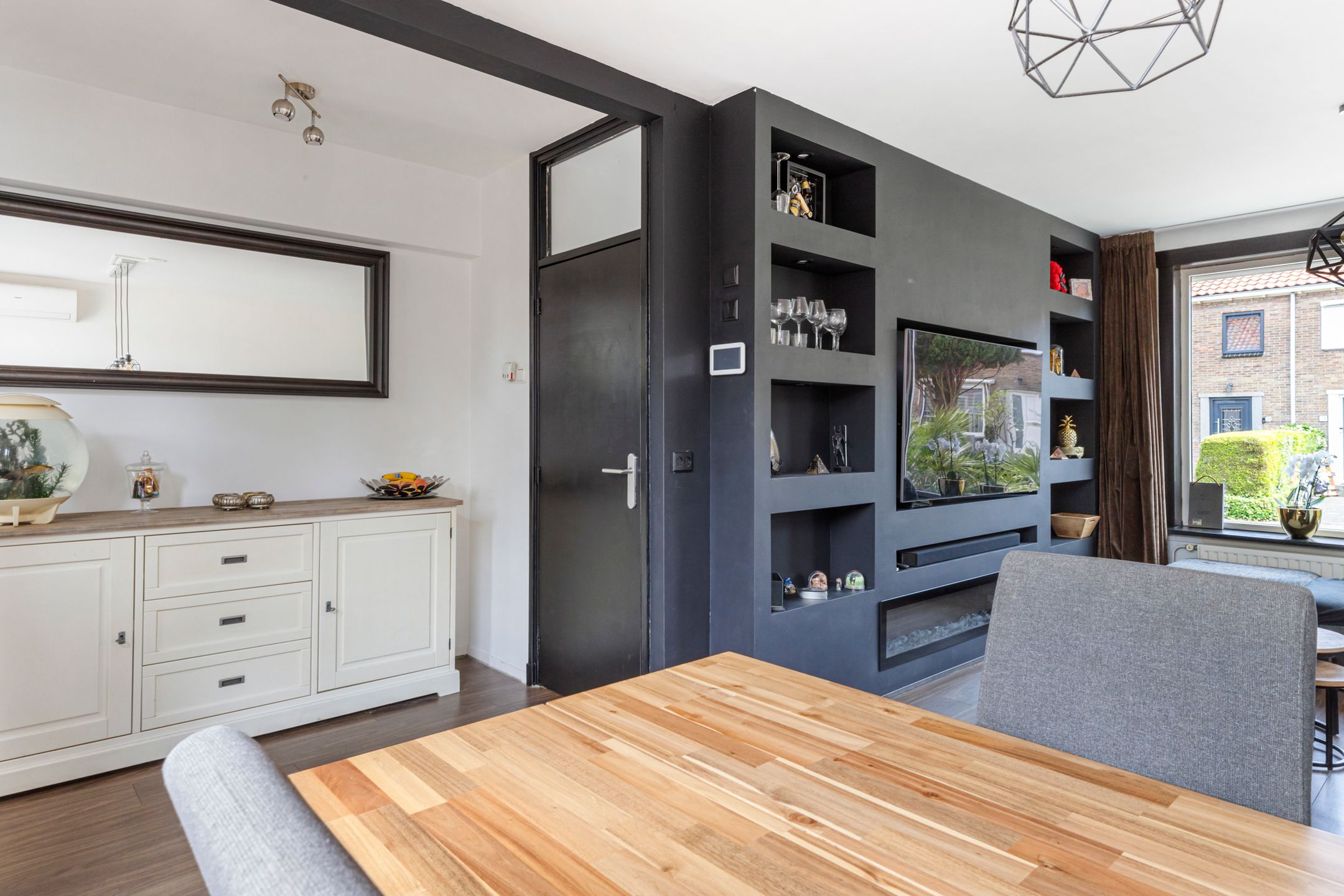 Foto 12 van Domela Nieuwenhuisstraat 17