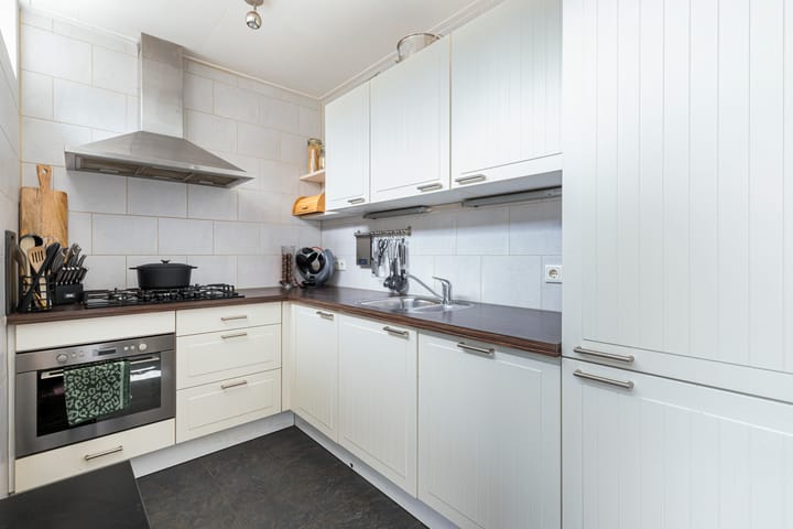 Foto 16 van Domela Nieuwenhuisstraat 17