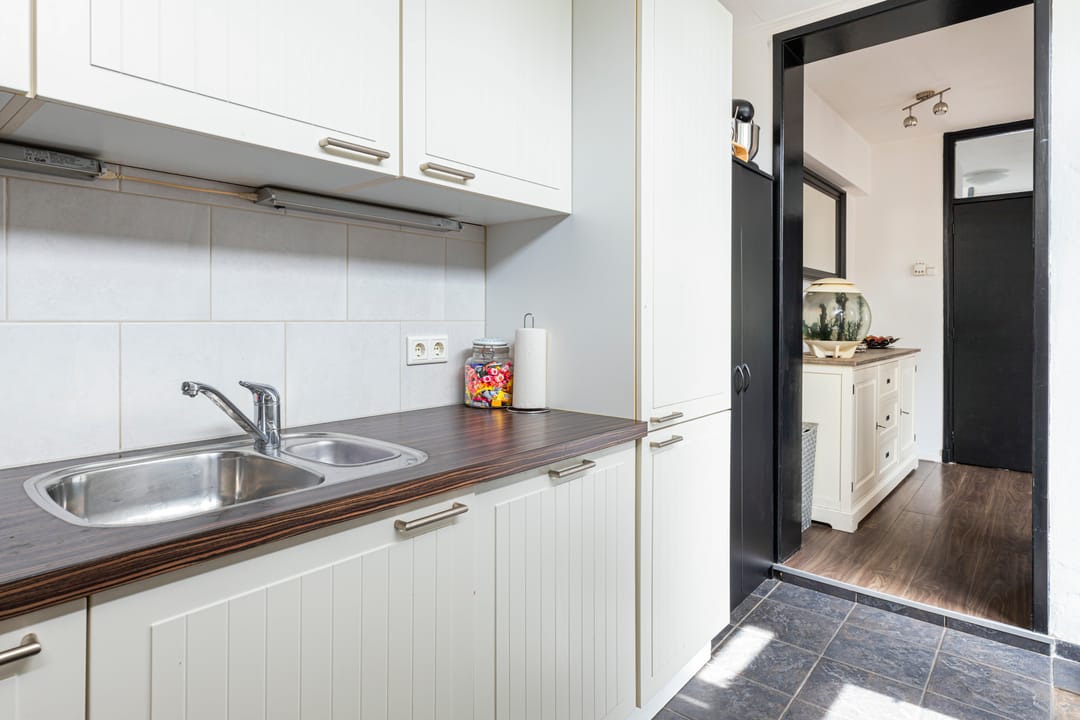 Foto 17 van Domela Nieuwenhuisstraat 17