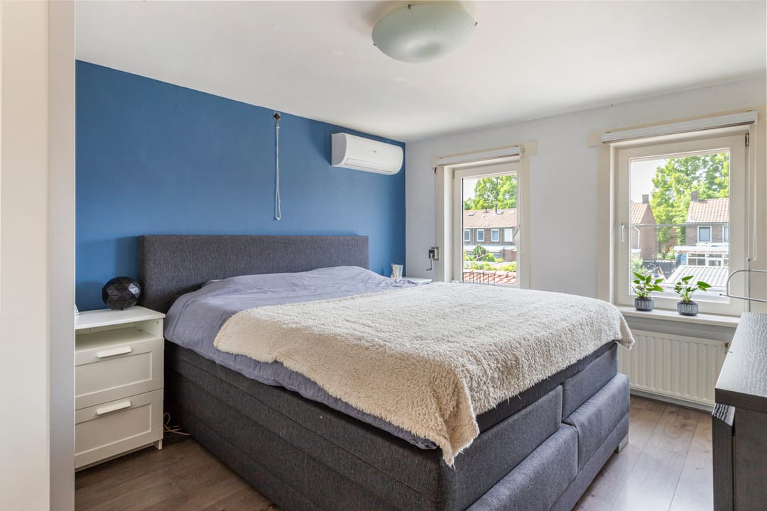 Foto 23 van Domela Nieuwenhuisstraat 17