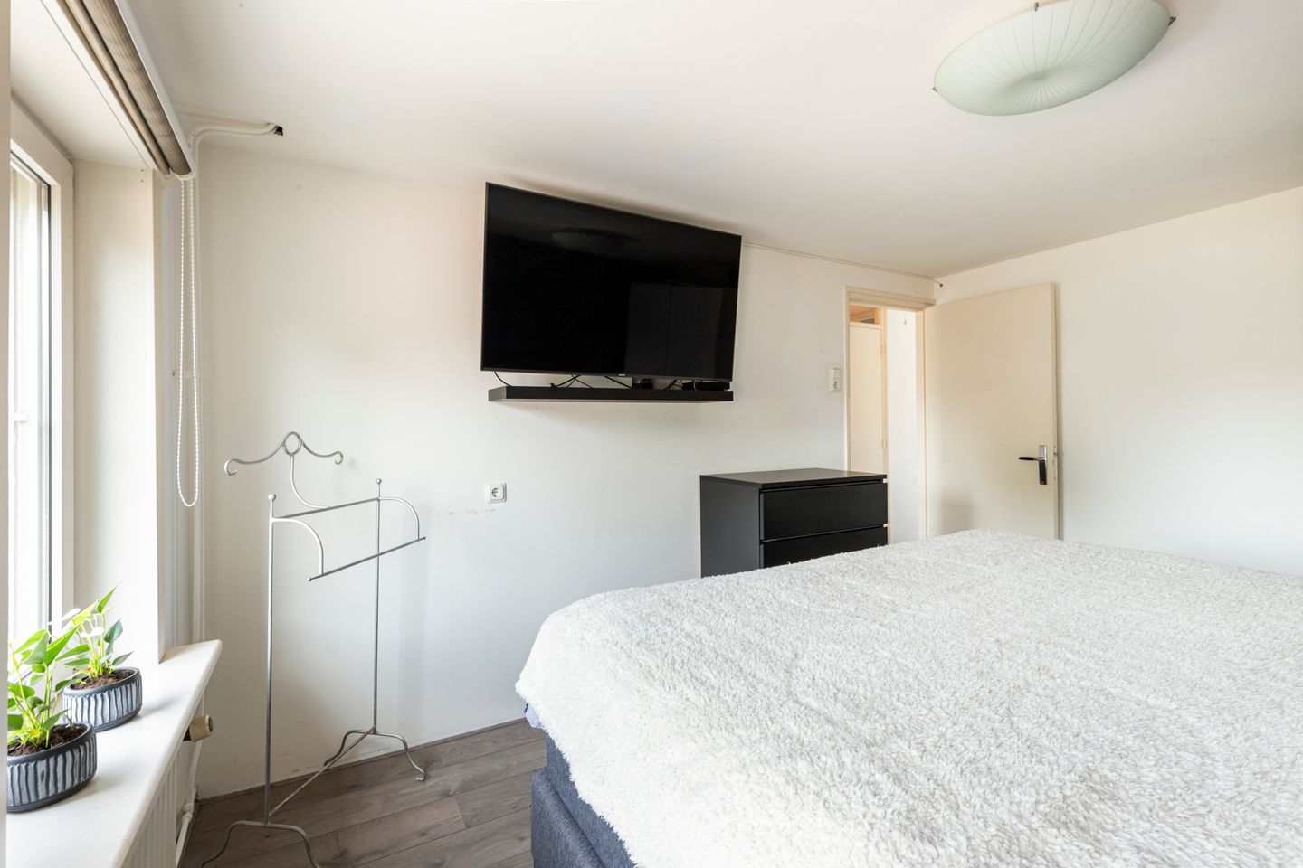 Foto 25 van Domela Nieuwenhuisstraat 17