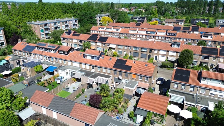 Foto 40 van Domela Nieuwenhuisstraat 17