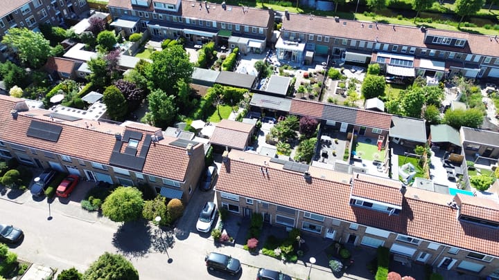 Foto 41 van Domela Nieuwenhuisstraat 17