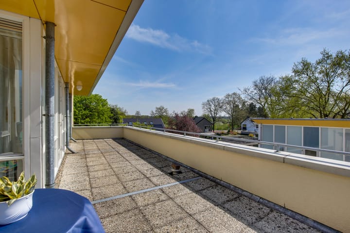 Foto 13 van Kerkplein 15-D