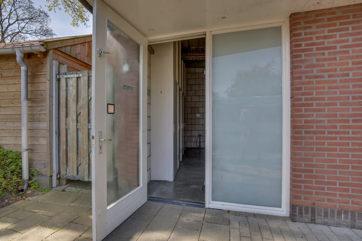 Foto 15 van Kerkplein 15-D