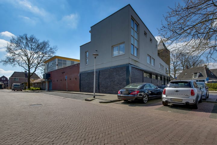 Foto 46 van Kerkplein 15-D