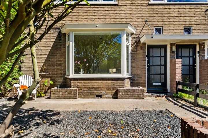 Photo 2 of Brederostraat 5