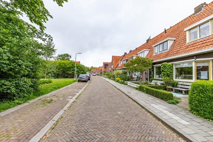 Photo 13 of Wassenberghstraat 12