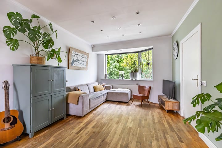 Photo 20 of Wassenberghstraat 12