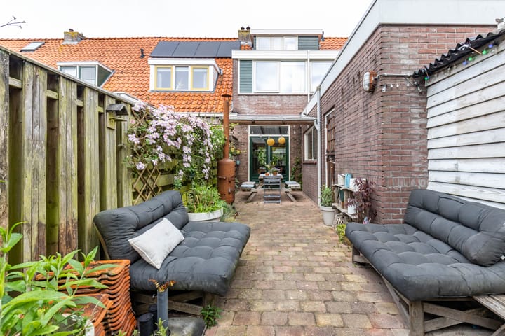 Photo 39 of Wassenberghstraat 12