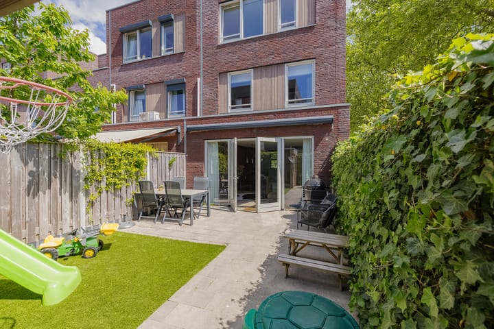 Foto 2 van Notenboomplein 48