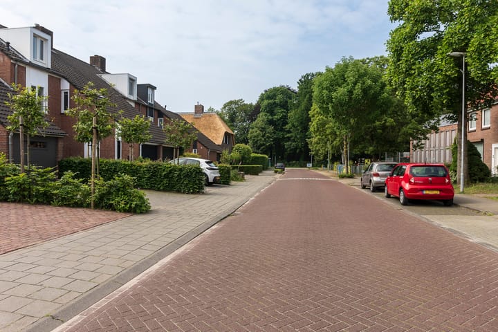 Foto 38 van Vonderstraat 14