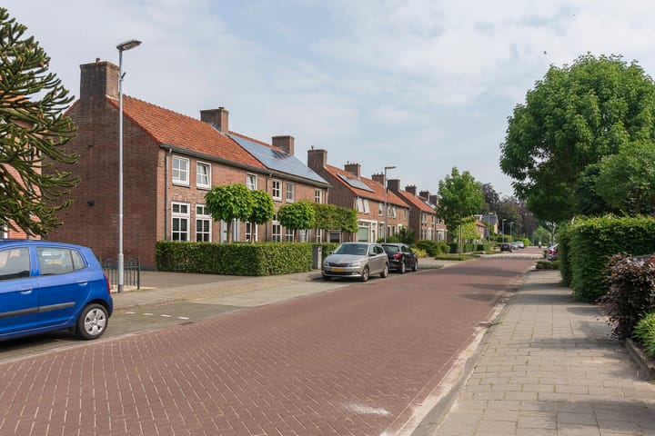 Foto 45 van Vonderstraat 14