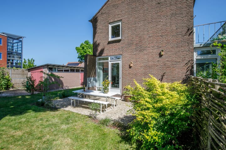 Foto 35 van Beatrixplantsoen 22