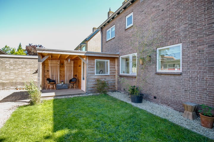 Foto 38 van Beatrixplantsoen 22